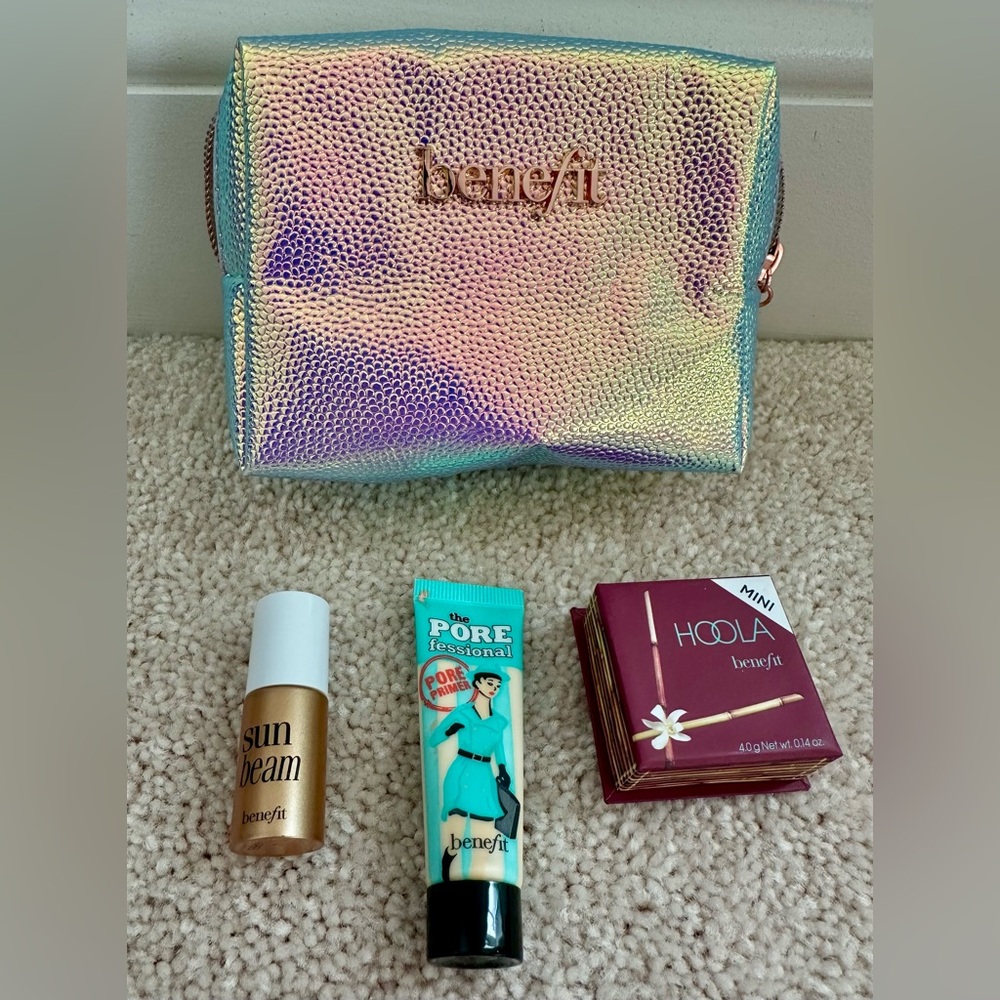 Benefit “The Bachelorette” Cosmetics Travel Kit